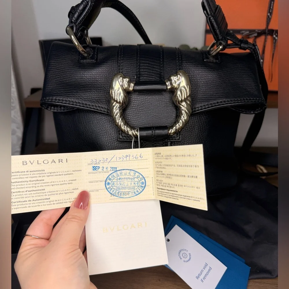 Bvlgari Leather Leoni Tote/Crossbody Bag - Picture 3 of 16